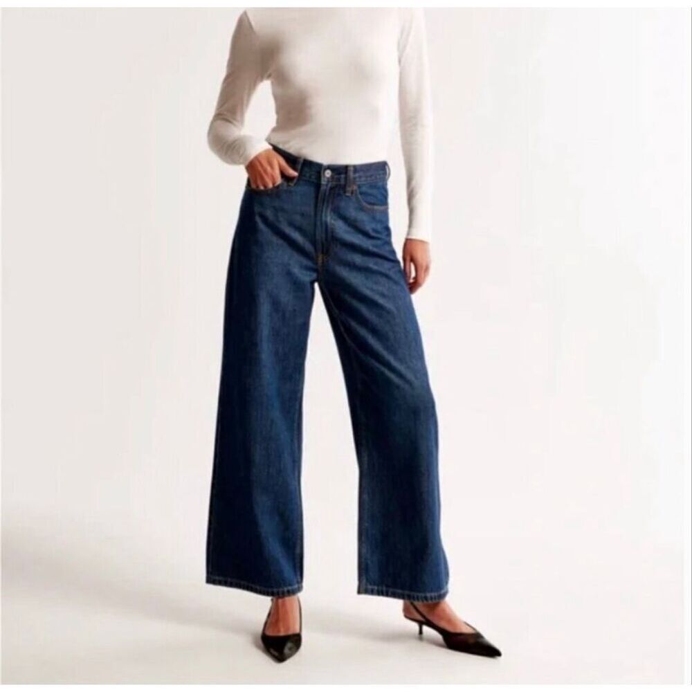 Abercrombie The Crop Wide Leg High Rise Curve Love Jeans, Size 6 S / 28